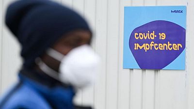 Reajustes en la industria de vacunas de la UE ante temor por escasez de suministros