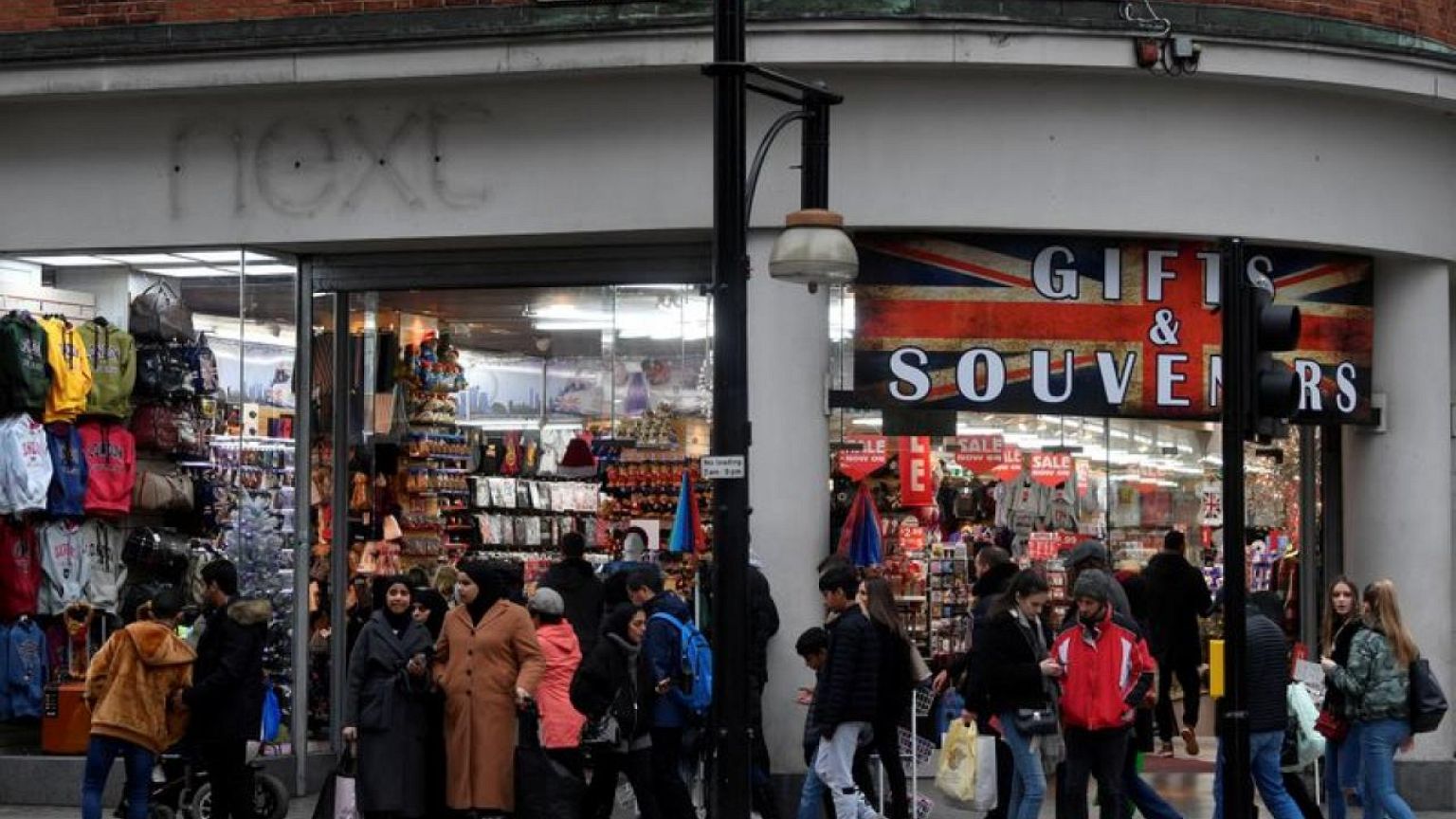 Next to operate Gap brand in Britain