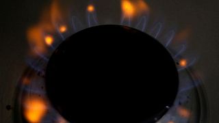 Gran Bretaña promete administrar consecuencias de fuerte alza de precios del gas