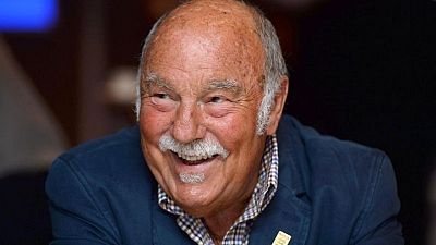 Soccer-Former England striker Greaves dies aged 81 Soccer-Former England striker Greaves dies aged 81