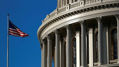 Proyecto para financiar a gobierno y suspender límite de deuda avanza en Cámara Representantes EEUU