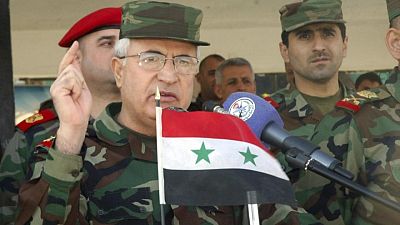 وزير الدفاع السوري يقوم بزيارة نادرة للأردن لبحث القضايا الحدودية