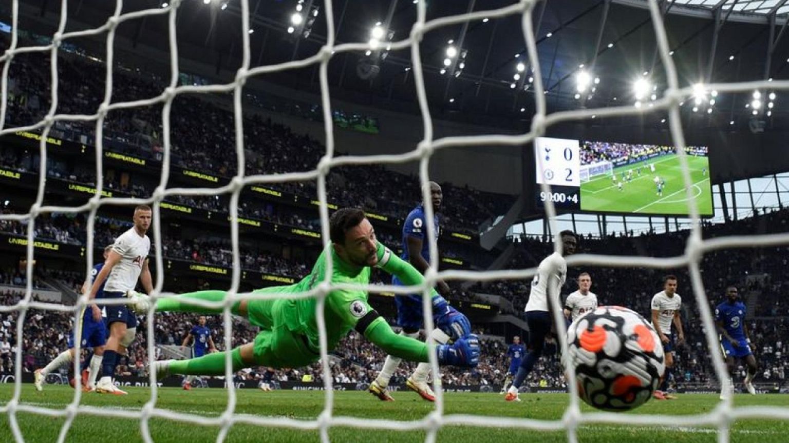 Soccer-Chelsea thrash Spurs as Greaves death overshadows action
