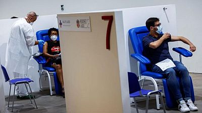 إيطاليا تسجل 44 وفاة جديدة و2407 إصابات بفيروس كورونا