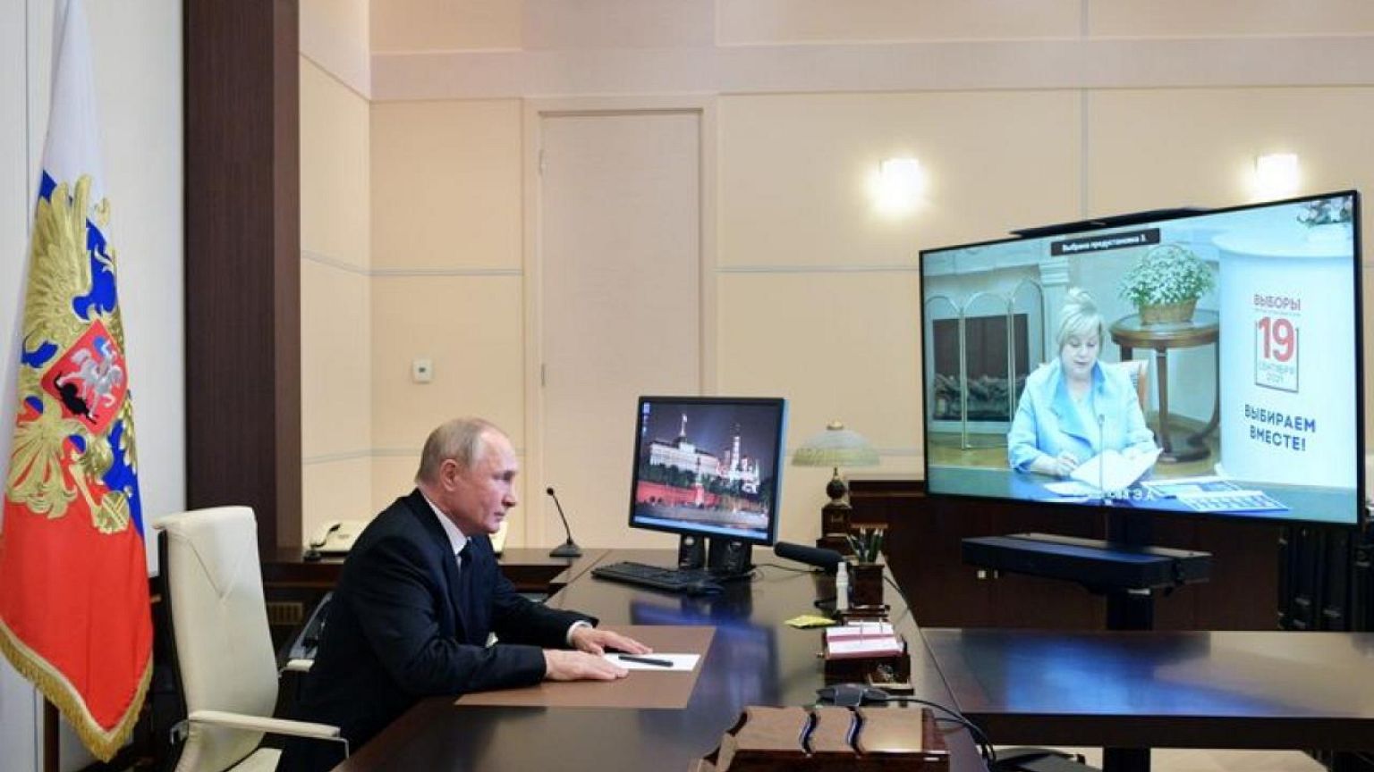 Opositores rusos denuncian fraude en elección con gran mayoría para partido pro Putin