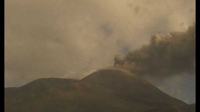 Nuova fase eruttiva sul vulcano, aeroporto Catania è operativo