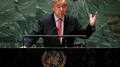 Jefe de la ONU dice que el mundo está "suspenso en ética" por distribución vacunas COVID-19