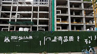 Alarmada por Evergrande, la banca china frena el crédito nuevo a las inmobiliarias