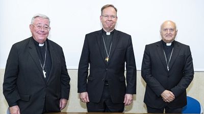 L'arcivescovo di Vilnius succede al card. Bagnasco L'arcivescovo di Vilnius succede al card. Bagnasco