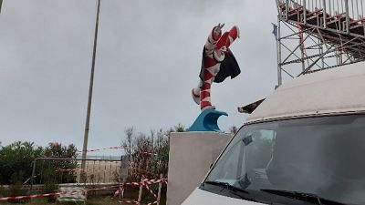 Sfilata odierna arriva a metà tragitto poi temporale, tutti via Sfilata odierna arriva a metà tragitto poi temporale, tutti via