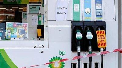 Panic buying leaves up to 90% of fuel pumps dry in major British cities
