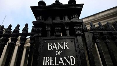 Bank of Ireland blames Irish pay cap as CFO announces departure