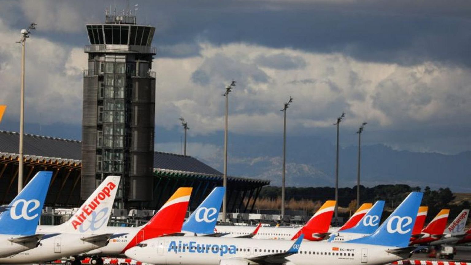 Southwest e IAG acuerdan comprar combustible de aviación sostenible fabricado con residuos de madera