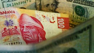 Mercados en A.Latina cierran con caídas por aversión al riesgo; peso colombiano se desmarca y sube