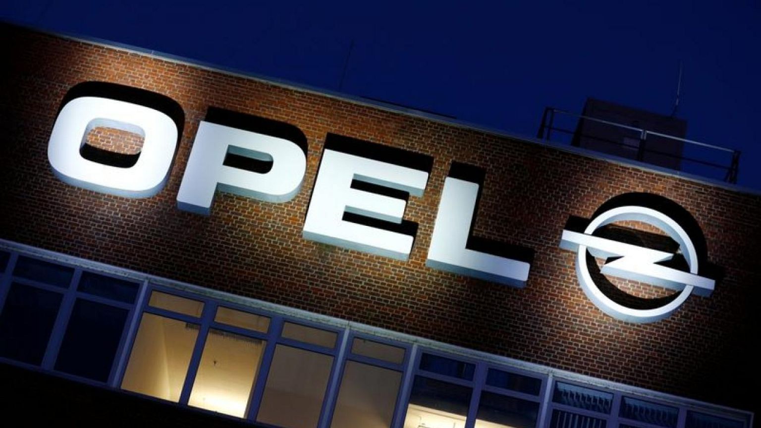 Chip shortage leads carmaker Opel to shut German plant until 2022