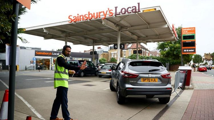 'Fed up': British gas pumps still dry, pig cull fears grow