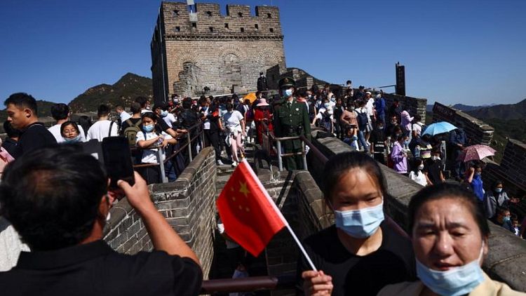 الصين تحتفل بعيدها الوطني بتوغل جوي ضخم قرب تايوان