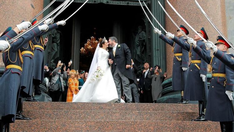 Descendant of tsars becomes first royal to marry in Russia since revolution
