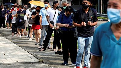 سنغافورة تسجل أعلى زيادة يومية في إصابات كورونا منذ بداية الجائحة