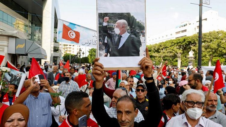 تونس تلقي القبض على عضو في البرلمان ومذيع تلفزيوني وصفا الرئيس بالخائن
