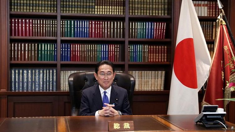 Japan's Kishida set to take office, form government