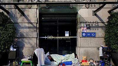Euro zone investor morale slumps to 6-month low Euro zone investor morale slumps to 6-month low