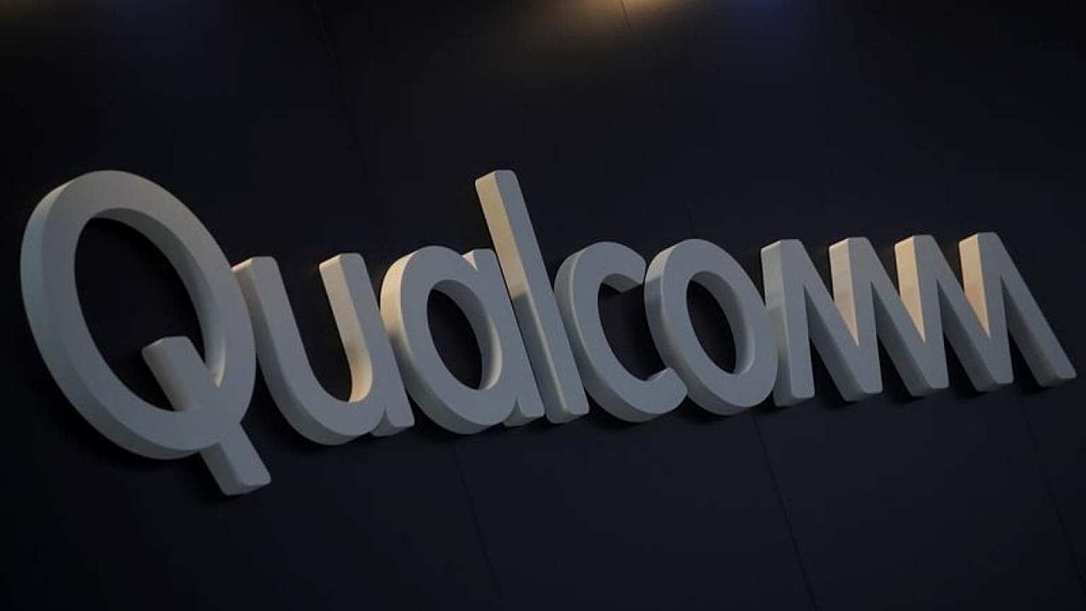 Qualcomm forecast beats estimates as diversification efforts pay off
