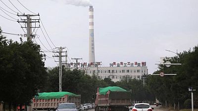 La banca china deben atender las necesidades de financiación del carbón y la electricidad -regulador