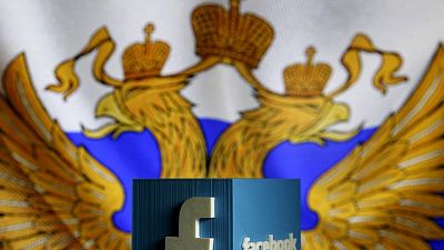 Facebook borra contenido prohibido en Rusia, pero podría ser multado aún: reporte