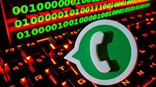 La caída de WhatsApp afecta a la operativa en activos, desde las criptomonedas hasta el petróleo ruso