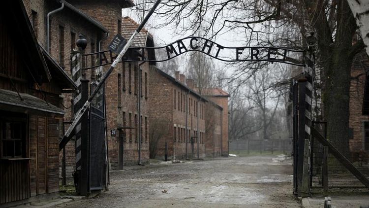 Aparecen graffitis antisemitas en campo de concentración de Auschwitz-Birkenau