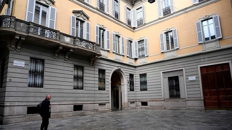 Mediobanca, top investor Del Vecchio reach truce on bylaws changes