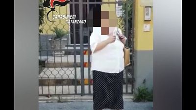 Denunciato specialista che le diagnosticò grave malattia occhi Denunciato specialista che le diagnosticò grave malattia occhi