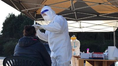 Dopo screening l'80% positivi risulta vaccinato e asintomatico Dopo screening l'80% positivi risulta vaccinato e asintomatico