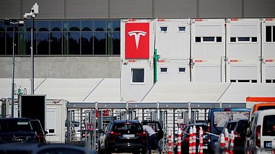 Tesla hopes to build 5-10,000 vehicles a week at Berlin plant - Musk Tesla hopes to build 5-10,000 vehicles a week at Berlin plant - Musk
