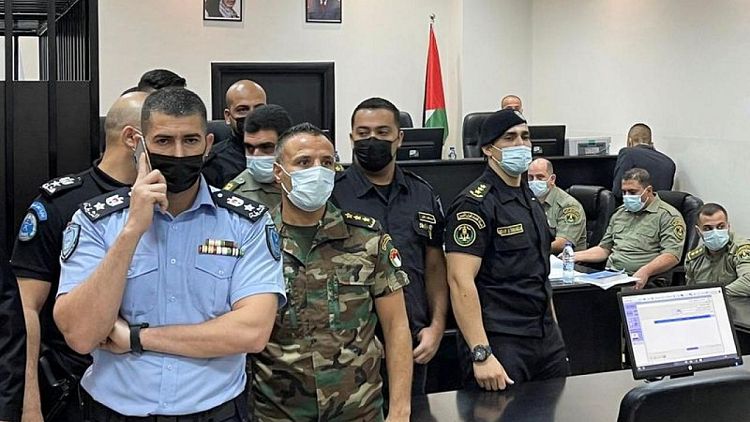 محكمة عسكرية فلسطينية تواصل الاستماع للشهود في قضية مقتل الناشط نزار بنات