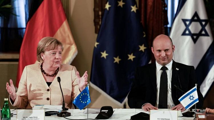 Merkel vows German commitment to Israel in farewell visit