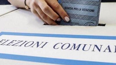 Si vota fino alle 14, poi via allo spoglio Si vota fino alle 14, poi via allo spoglio