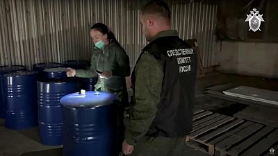 Autoridades rusas dicen que presunta intoxicación etílica deja 18 muertos en Ekaterimburgo