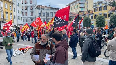 Rimettere lavoro al centro. Richiesta tamponi gratuiti Rimettere lavoro al centro. Richiesta tamponi gratuiti