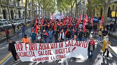 'Un solo interesse, reddito dignità e lavoro' 'Un solo interesse, reddito dignità e lavoro'