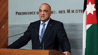 رئيس وزراء الأردن يجري تعديلا وزاريا يستهدف تحفيز الاستثمارات رئيس وزراء الأردن يجري تعديلا وزاريا يستهدف تحفيز الاستثمارات