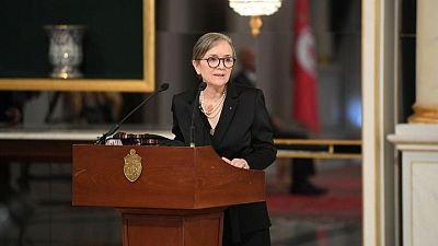 محتجون تونسيون يحرقون مركزا للحرس الوطني في جنوب البلاد محتجون تونسيون يحرقون مركزا للحرس الوطني في جنوب البلاد