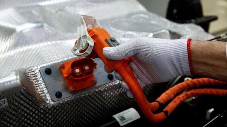 El automóvil europeo sufre cuellos de botella para fabricar baterías de vehículos eléctricos