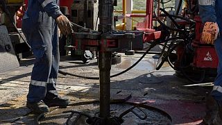 Producción de petróleo de EEUU caerá en 2021 más de lo previsto: EIA
