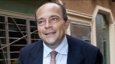 4 anni e 6 mesi all'ex parlamentare, 2 anni e 8 mesi al padre 4 anni e 6 mesi all'ex parlamentare, 2 anni e 8 mesi al padre
