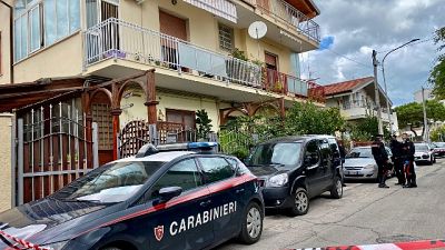 Coppia romena ha un figlio minore che stava a scuola Coppia romena ha un figlio minore che stava a scuola