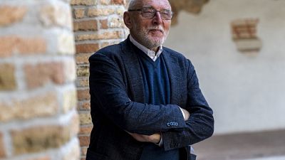 Lavoratori facili da raggirare, spinti da forze esterne Lavoratori facili da raggirare, spinti da forze esterne