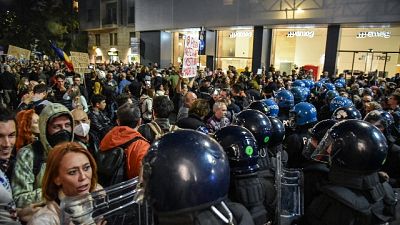 Un arrestato; quattro fermati verranno denunciati Un arrestato; quattro fermati verranno denunciati