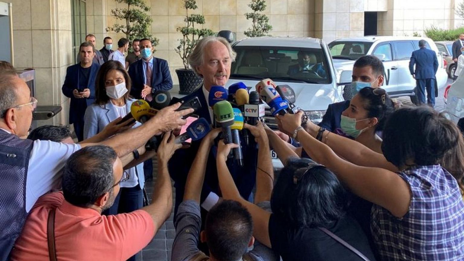 مبعوث: اتفاق ممثلي الحكومة والمعارضة على وضع مسودة دستور جديد لسوريا